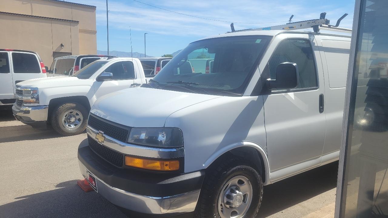 Chevrolet Express Cargo Van RWD 2500 135" 2017