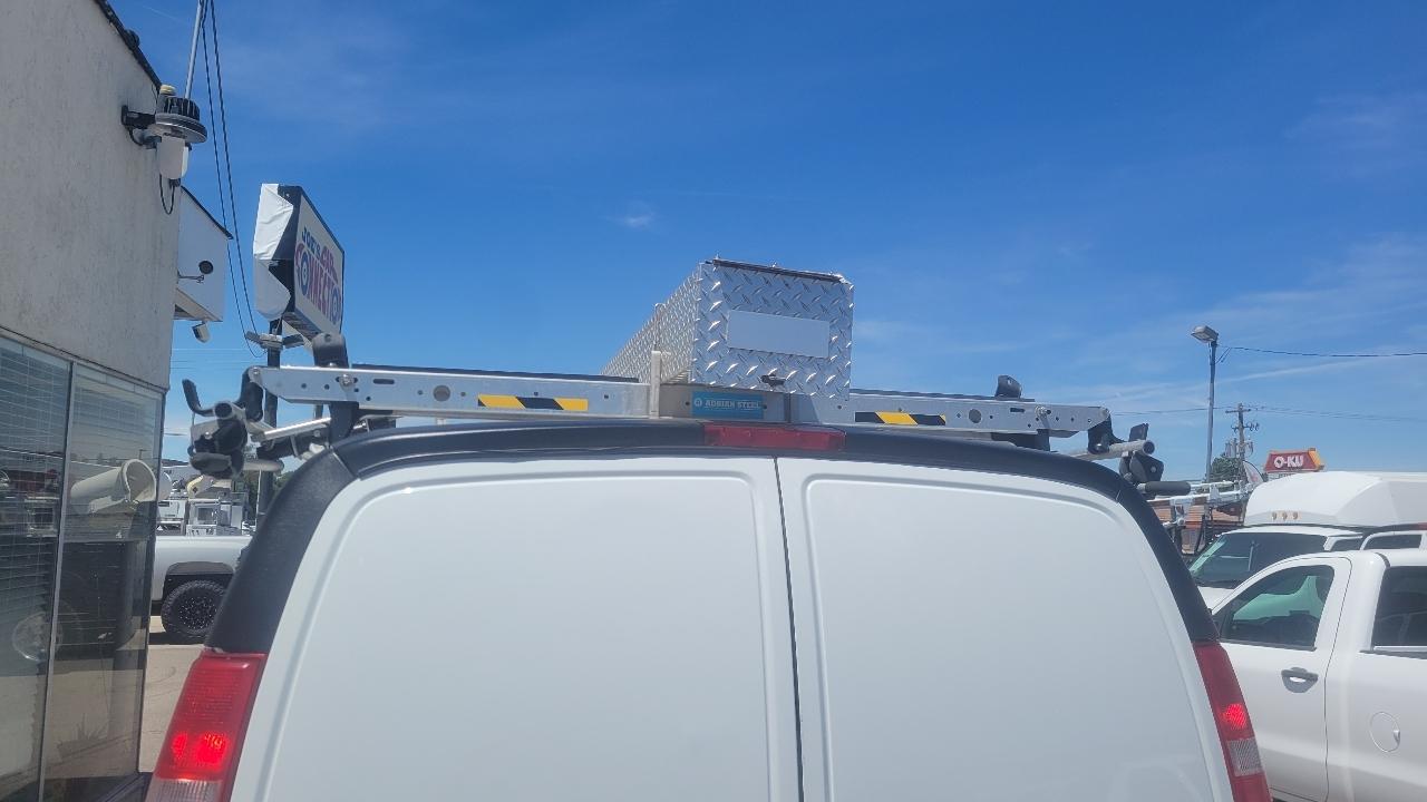 Chevrolet Express Cargo Van RWD 2500 135" 2018