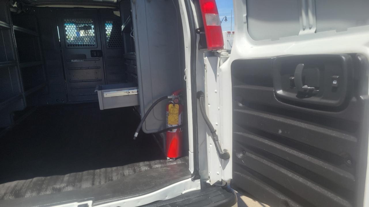 Chevrolet Express Cargo Van RWD 2500 135" 2018