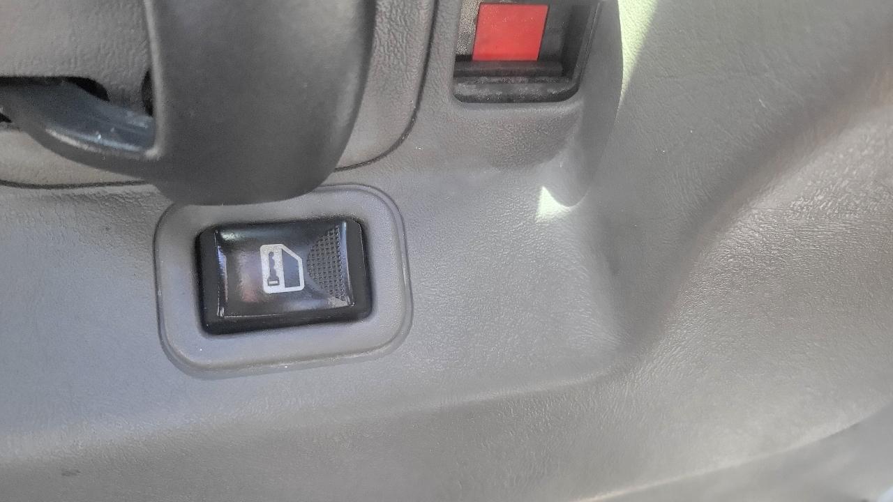 Chevrolet Express Cargo Van RWD 2500 135" 2018