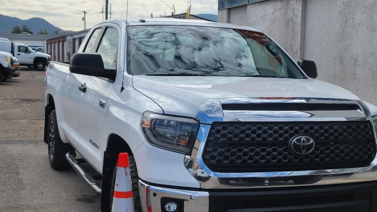 Toyota Tundra 4WD Limited Double Cab 6.5' Bed 5.7L (Natl) 2018