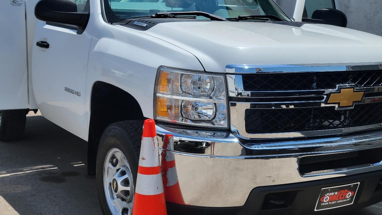 Chevrolet Silverado 2500HD 2WD Reg Cab 133.7" Work Truck 2013