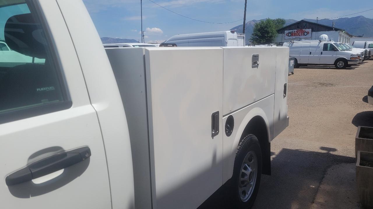 Chevrolet Silverado 2500HD 2WD Reg Cab 133.7" Work Truck 2013