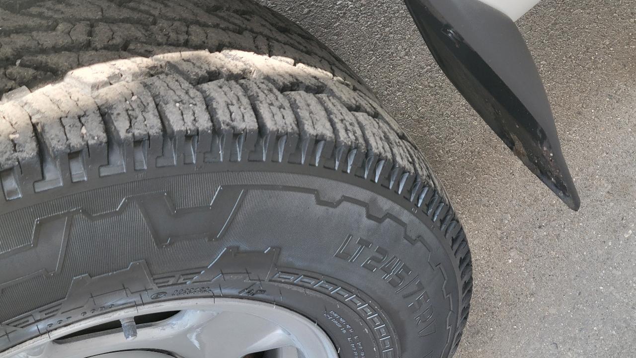 Chevrolet Silverado 2500HD 2WD Reg Cab 133.7" Work Truck 2013