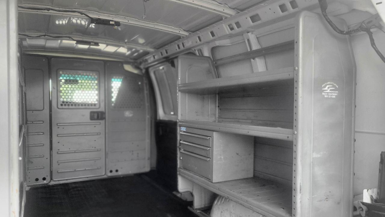 Chevrolet Express Cargo Van RWD 3500 135" 2019