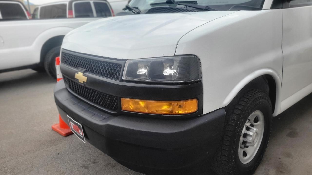 Chevrolet Express Cargo Van RWD 3500 135" 2019