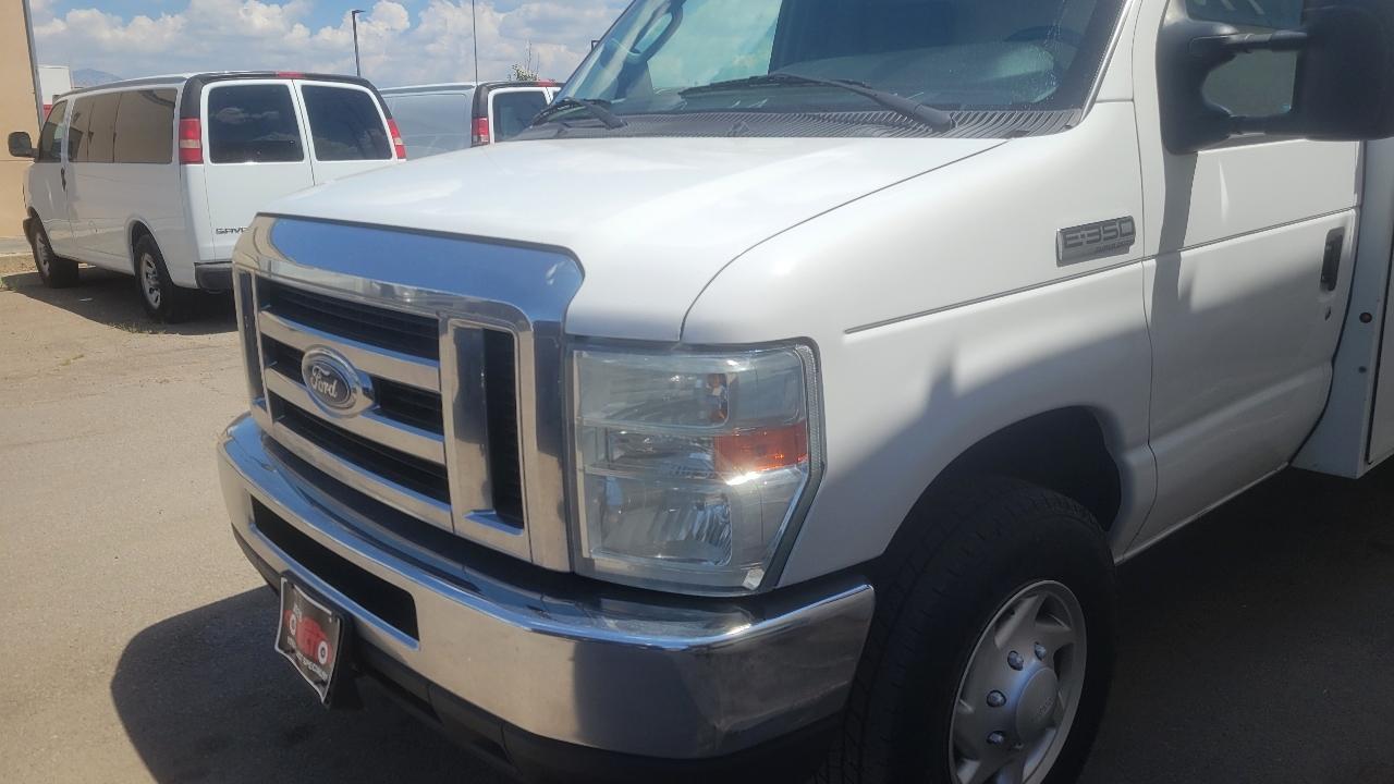 Ford Econoline Commercial Cutaway E-350 Super Duty 138" SRW 2014