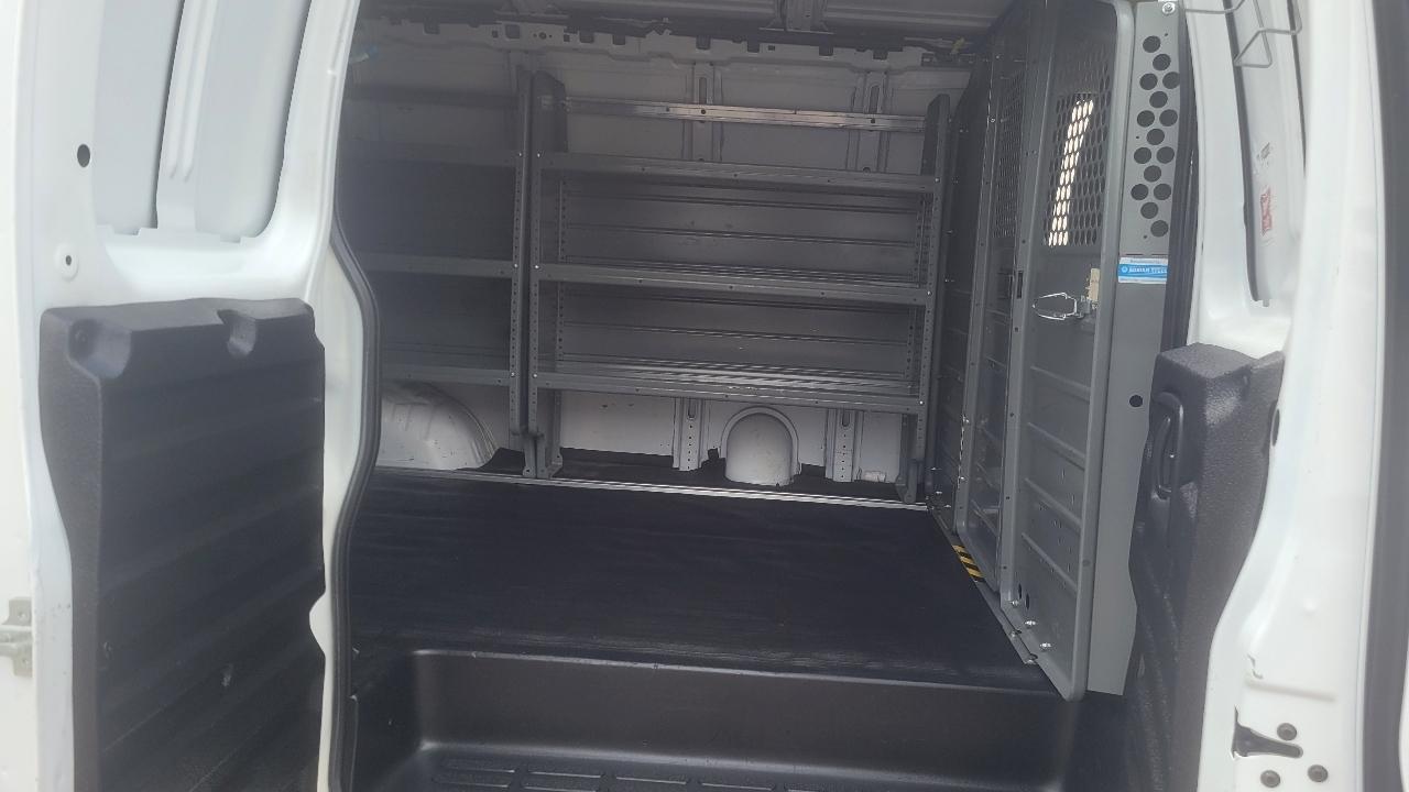 Chevrolet Express Cargo Van RWD 2500 135" 2018