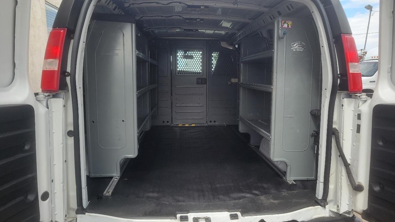 Chevrolet Express Cargo Van RWD 2500 135" 2018