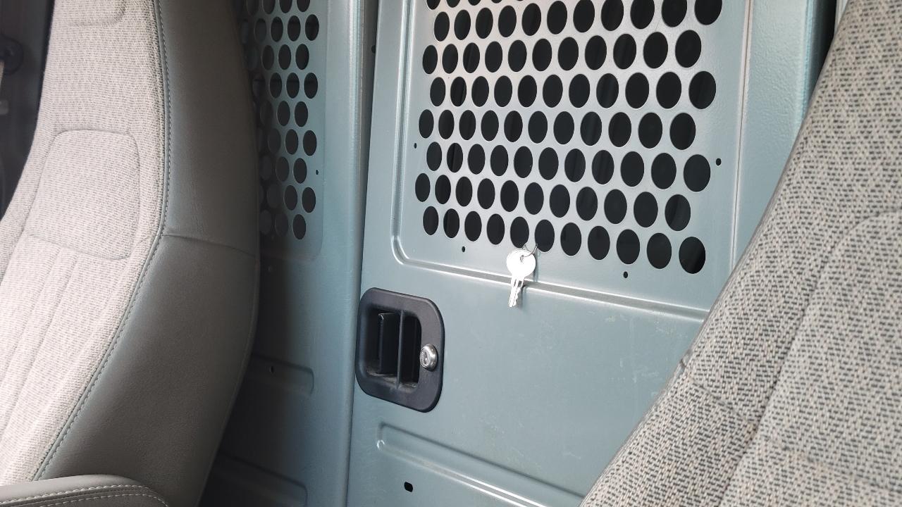 Chevrolet Express Cargo Van RWD 2500 135" 2018