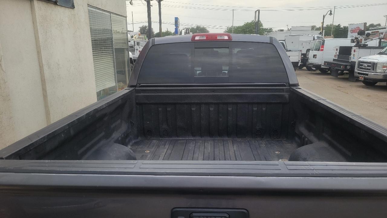 Toyota Tundra 4WD Limited Double Cab 6.5' Bed 5.7L (Natl) 2017