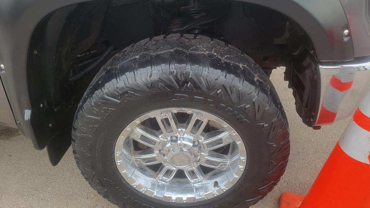 Toyota Tundra 4WD Limited Double Cab 6.5' Bed 5.7L (Natl) 2017