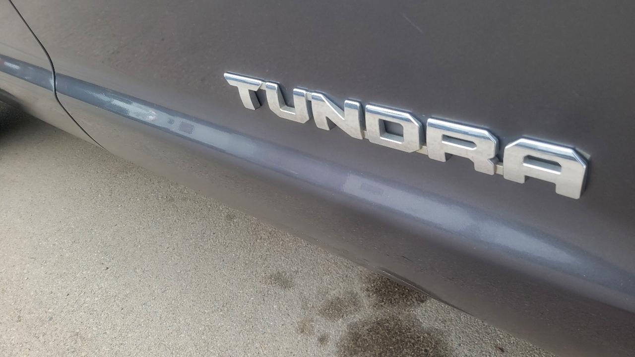 Toyota Tundra 4WD Limited Double Cab 6.5' Bed 5.7L (Natl) 2017