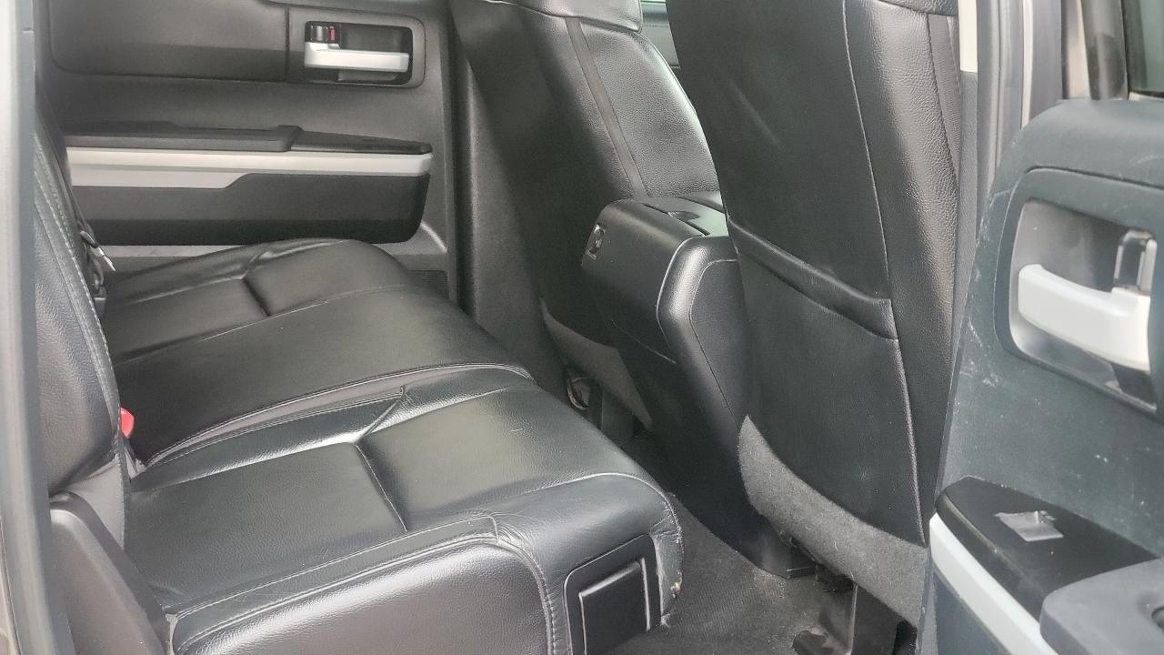 Toyota Tundra 4WD Limited Double Cab 6.5' Bed 5.7L (Natl) 2017