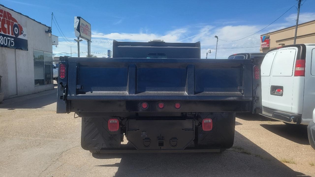 Ford Super Duty F-450 DRW XLT 4WD Reg Cab 169" WB 84" CA 2017