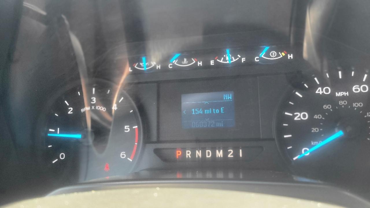 Ford Super Duty F-450 DRW XLT 4WD Reg Cab 169" WB 84" CA 2017