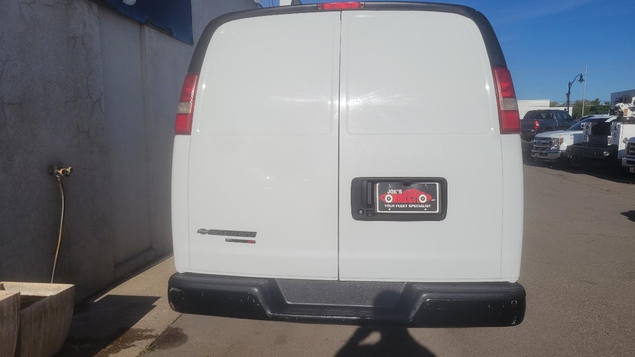 Chevrolet Express Cargo Van AWD 1500 135" 2014