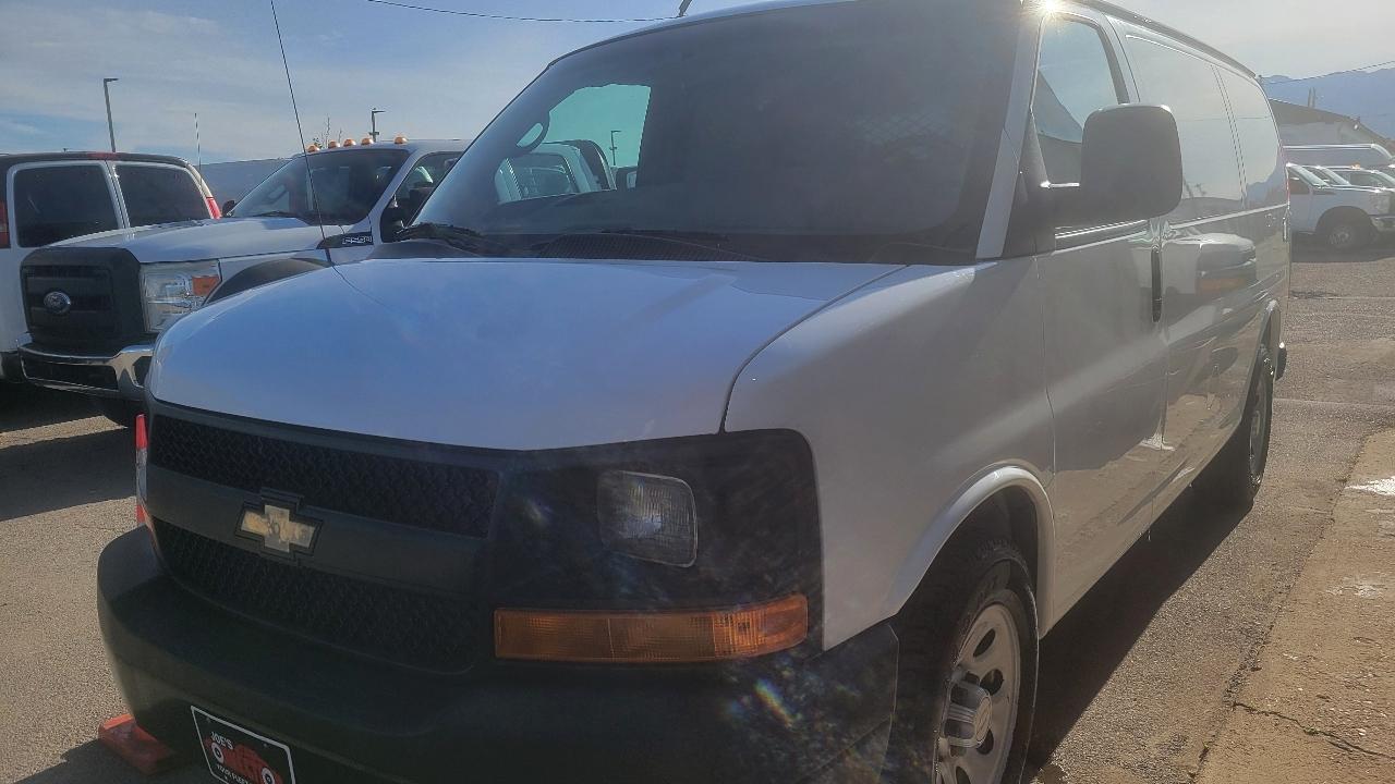 Chevrolet Express Cargo Van AWD 1500 135" 2014
