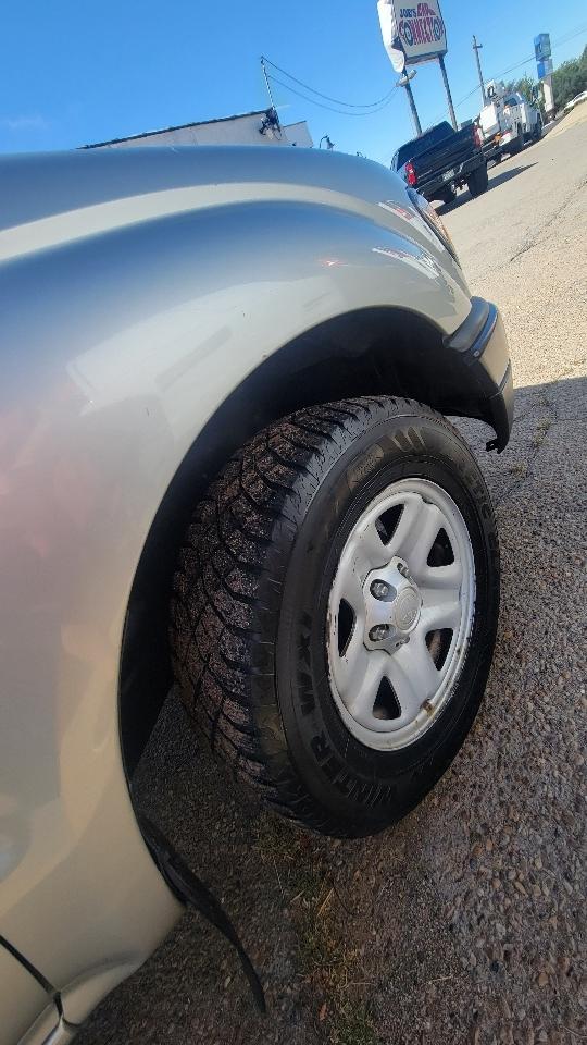 Toyota Tacoma Reg Cab Manual (Natl) 2004