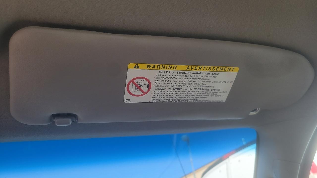 Toyota Tacoma Reg Cab Manual (Natl) 2004