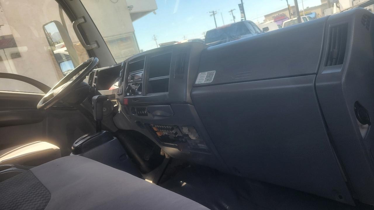 Isuzu NPR DSL REG AT 109" WB RED CAB IBT AIR PWL 2015