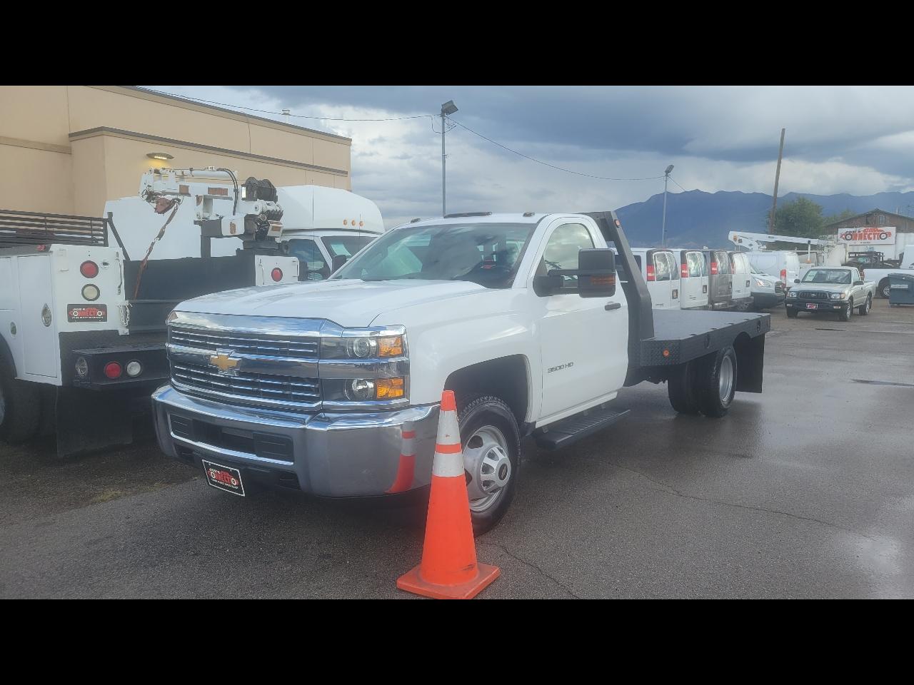 Chevrolet Silverado 3500HD 4WD Reg Cab 162" WB, 83.58" CA WT 2016