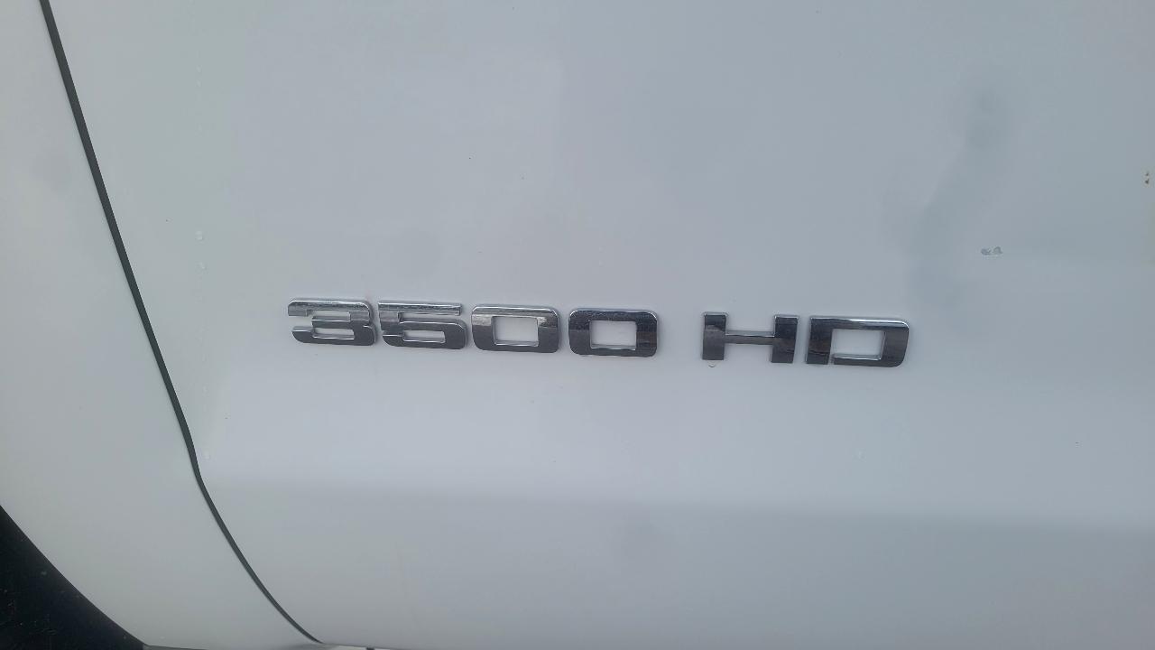 Chevrolet Silverado 3500HD 4WD Reg Cab 162" WB, 83.58" CA WT 2016