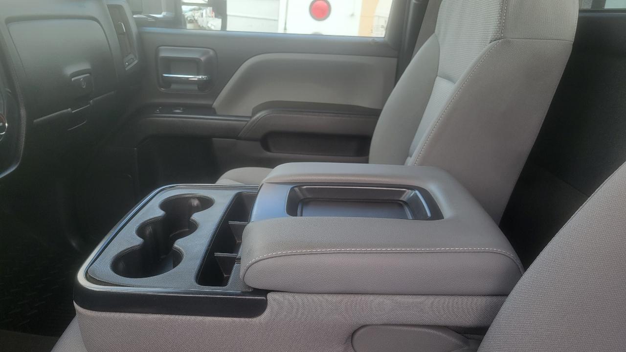 Chevrolet Silverado 3500HD 4WD Reg Cab 162" WB, 83.58" CA WT 2016