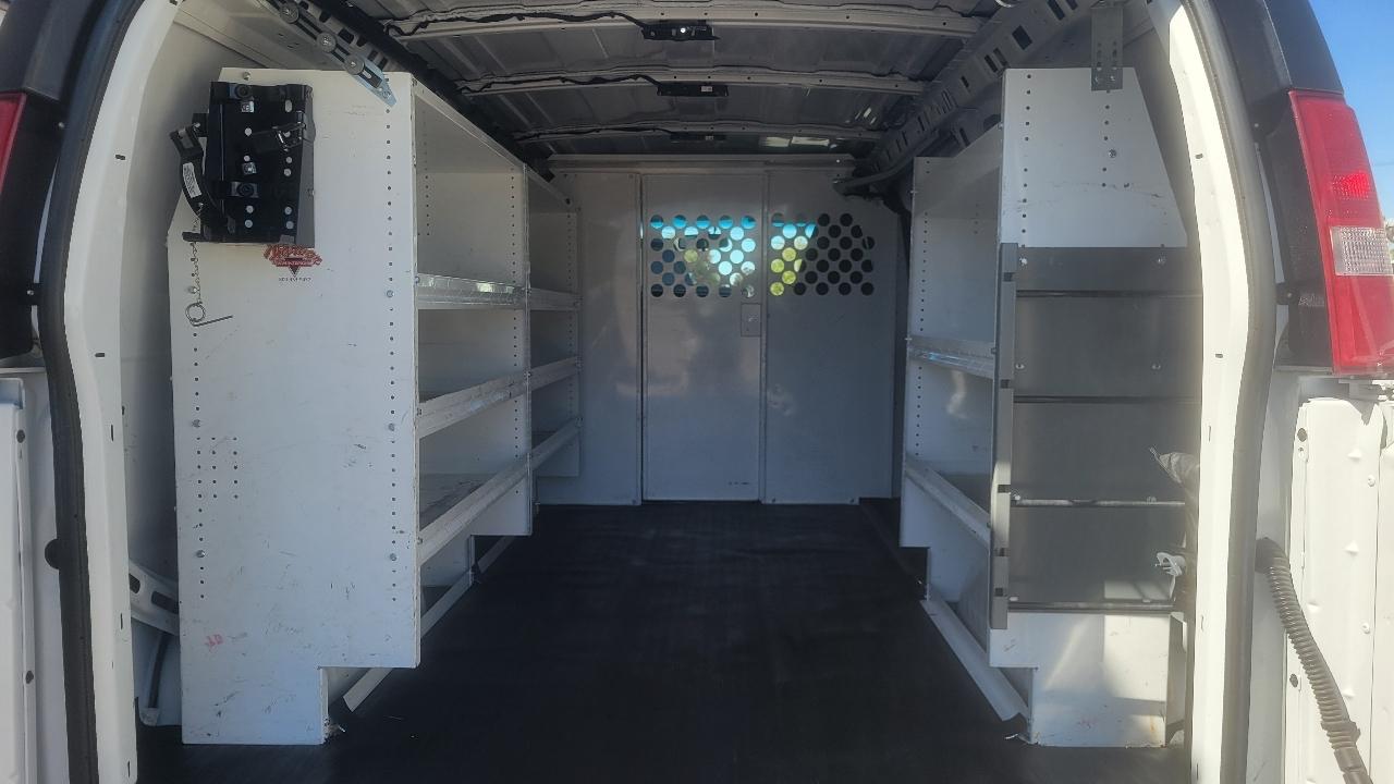 Chevrolet Express Cargo Van RWD 2500 135" 2020