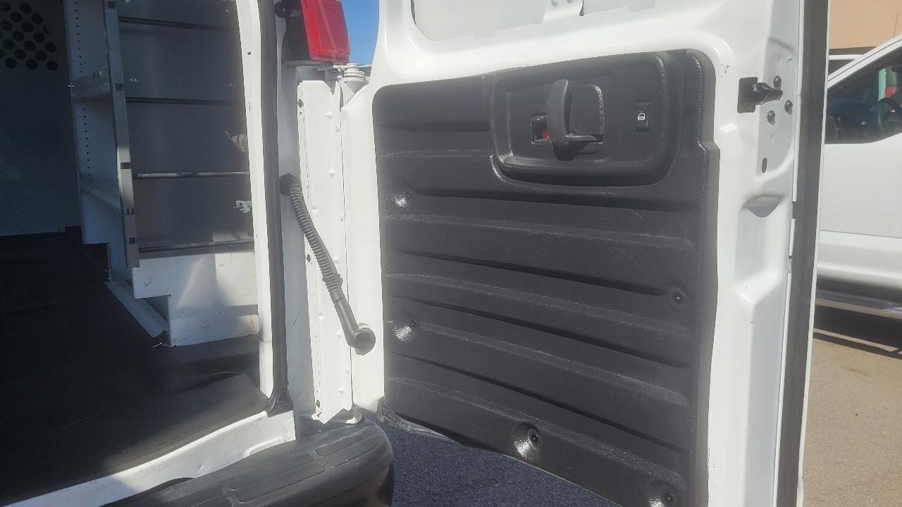 Chevrolet Express Cargo Van RWD 2500 135" 2020