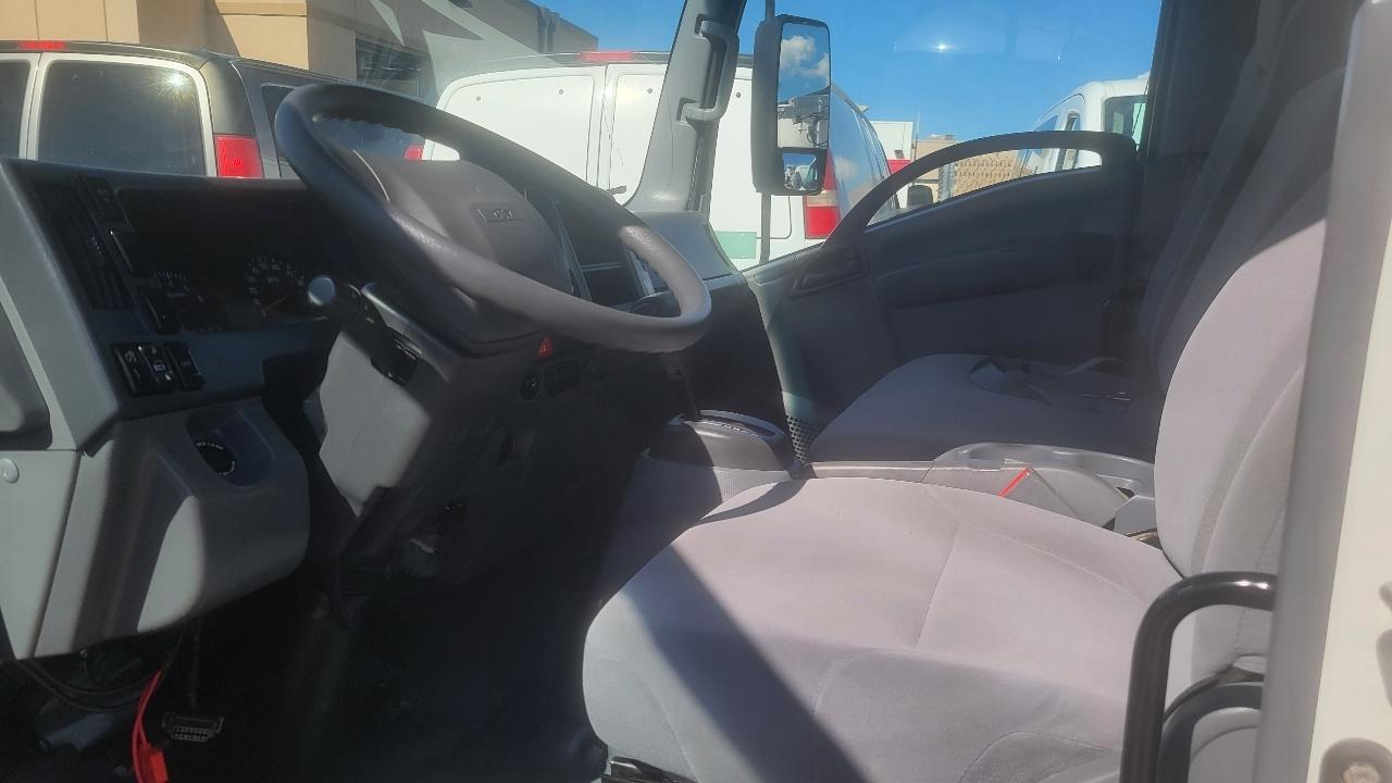 Chevrolet 4500 LCF Gas 2WD Reg Cab 132.5" 2021