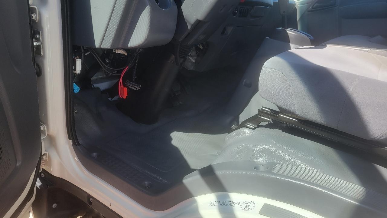 Chevrolet 4500 LCF Gas 2WD Reg Cab 132.5" 2021
