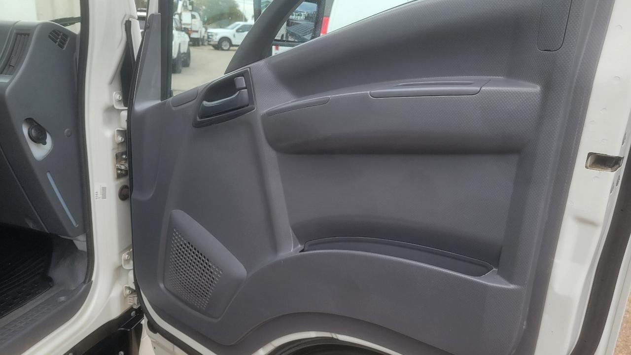 Isuzu NPR HD REG 109" WB RED CAB IBT AIR PWL 2015