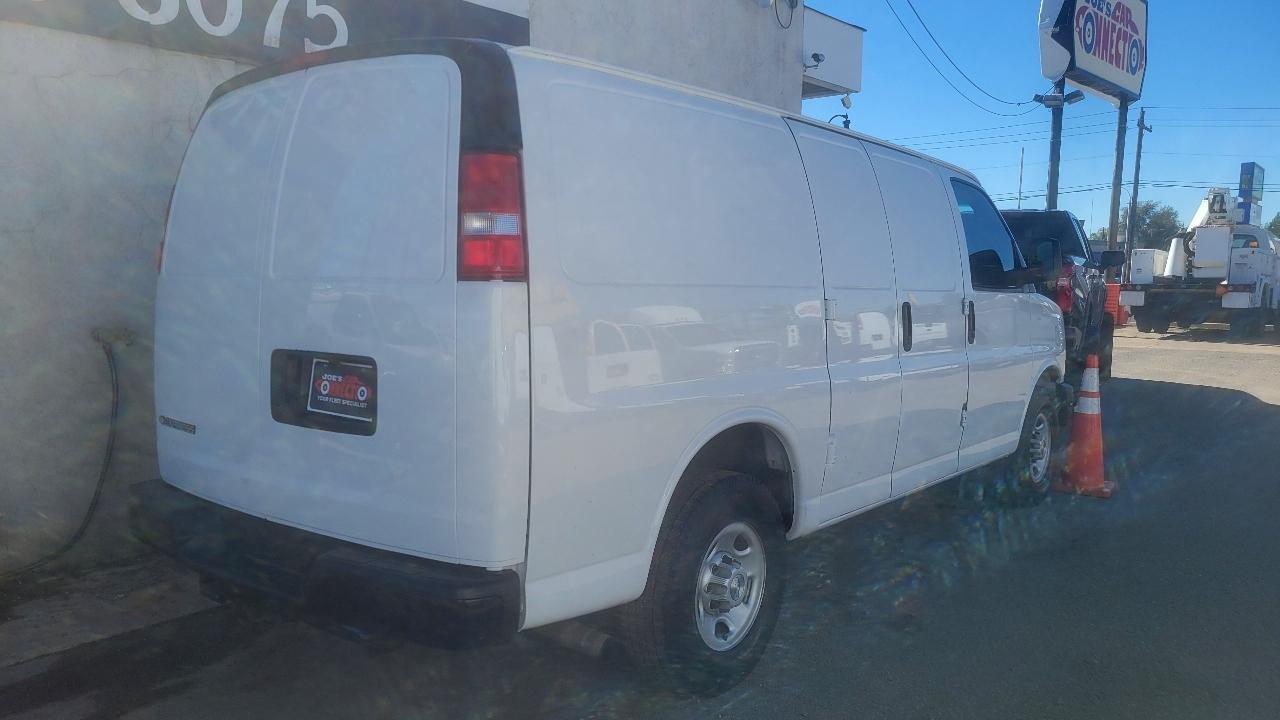 Chevrolet Express Cargo Van RWD 3500 135" 2019