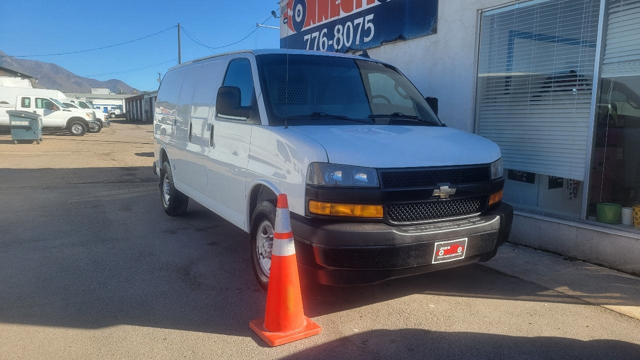 Chevrolet Express Cargo Van RWD 3500 135" 2019