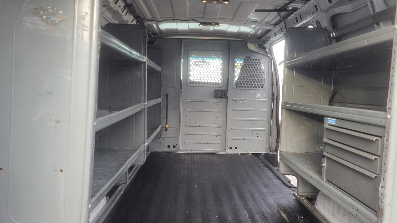 Chevrolet Express Cargo Van RWD 2500 135" 2018