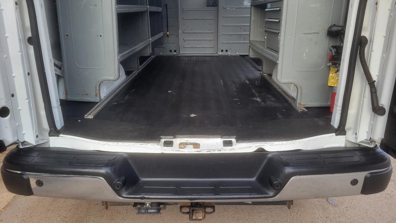 Chevrolet Express Cargo Van RWD 2500 135" 2018