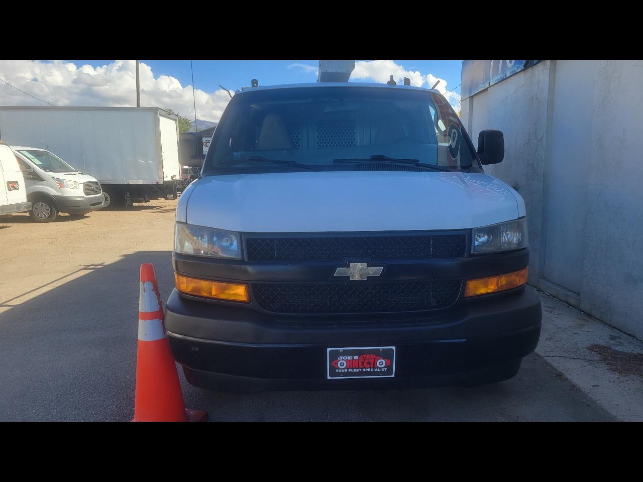 Chevrolet Express Cargo Van RWD 2500 135" 2020