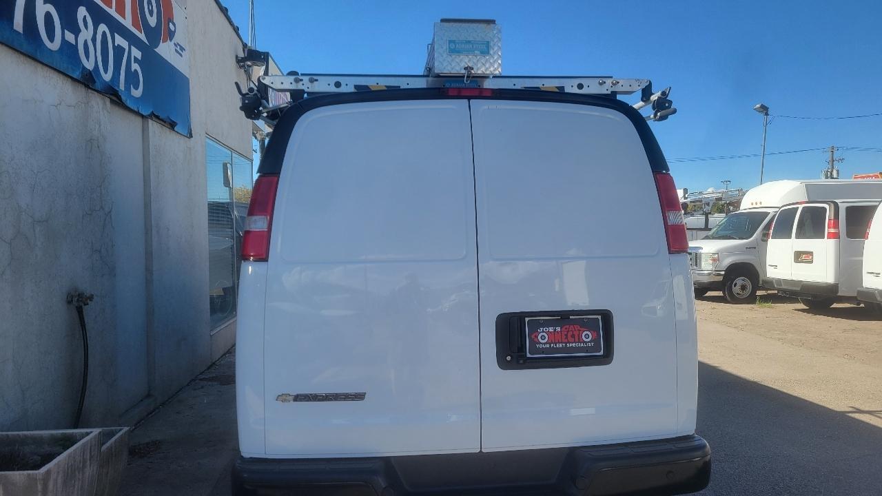 Chevrolet Express Cargo Van RWD 2500 135" 2020