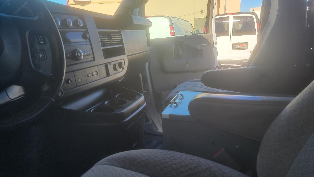 Chevrolet Express Cargo Van RWD 2500 135" 2020