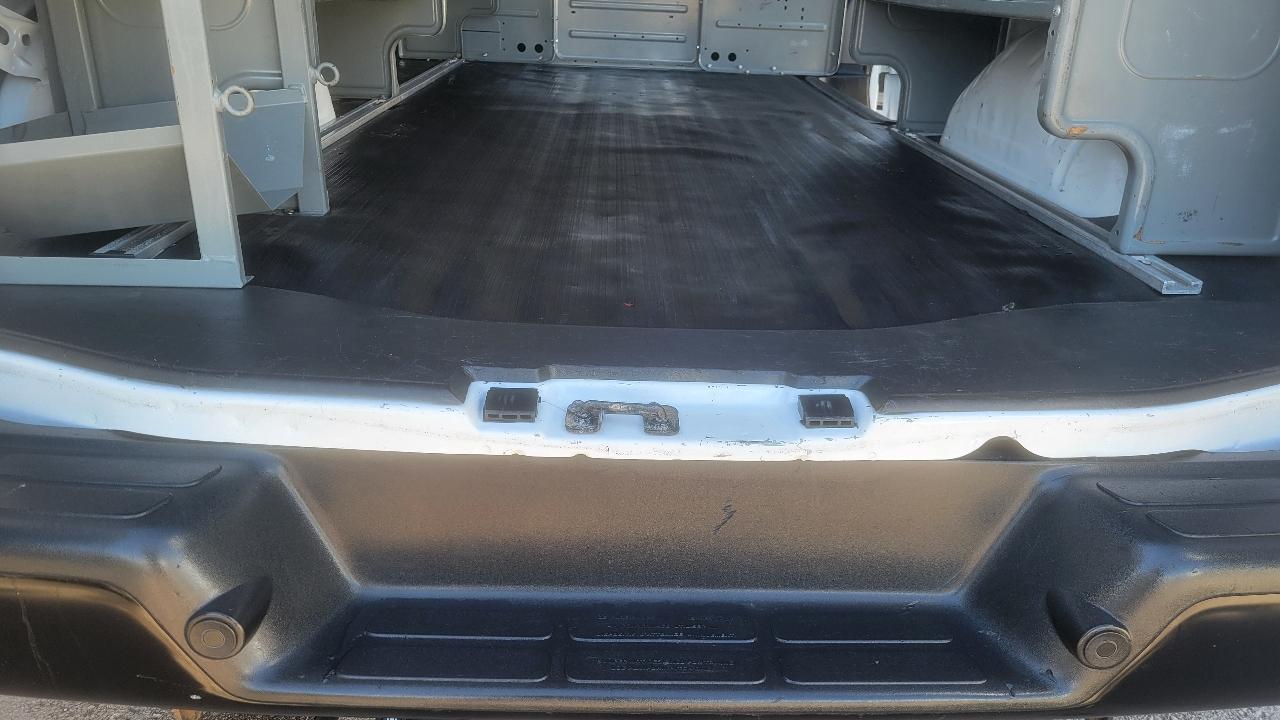 Chevrolet Express Cargo Van RWD 2500 135" 2020