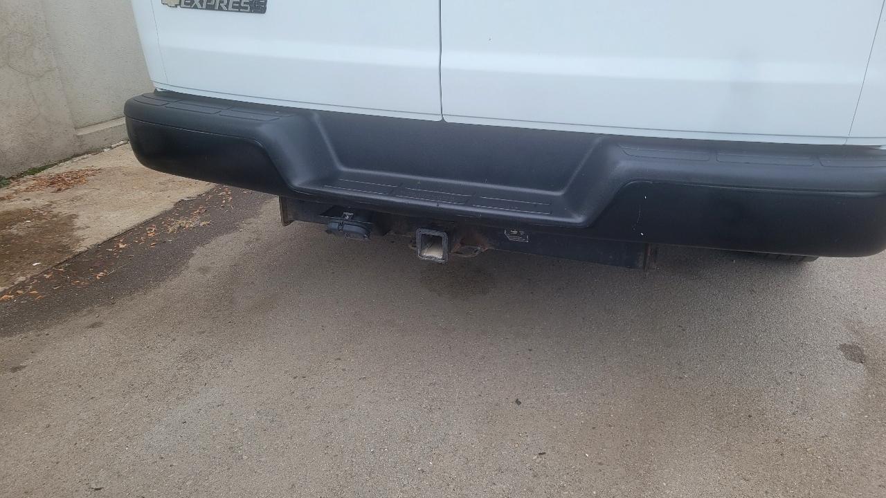 Chevrolet Express Cargo Van RWD 2500 135" 2017