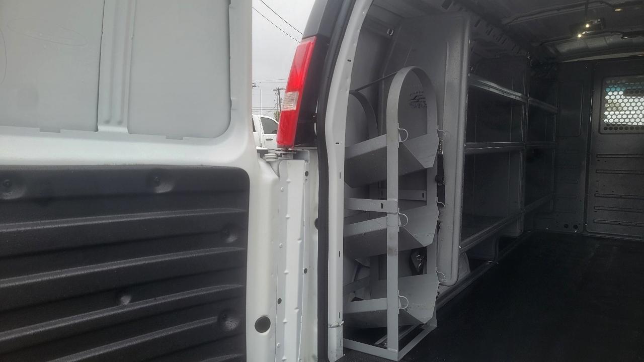 Chevrolet Express Cargo Van RWD 2500 135" 2020