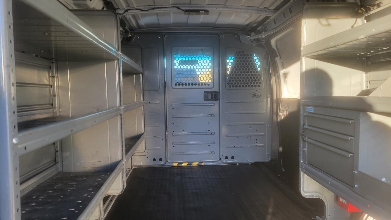 Chevrolet Express Cargo Van RWD 2500 135" 2017