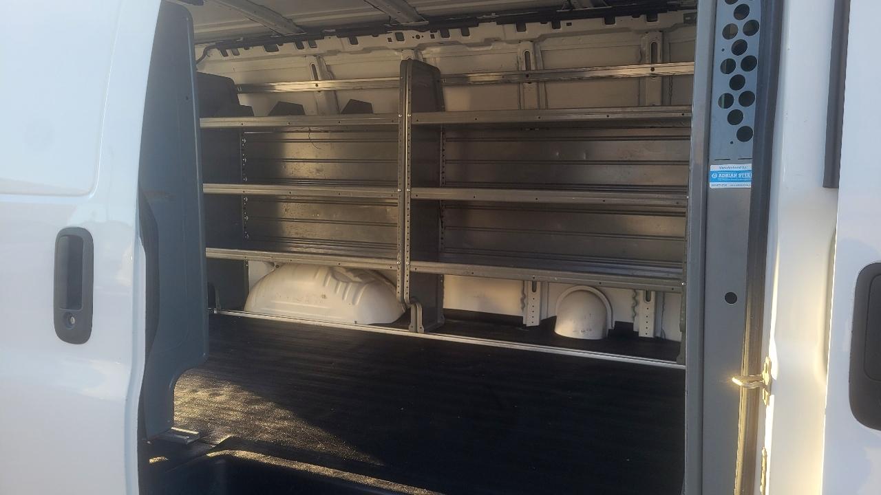 Chevrolet Express Cargo Van RWD 2500 135" 2017
