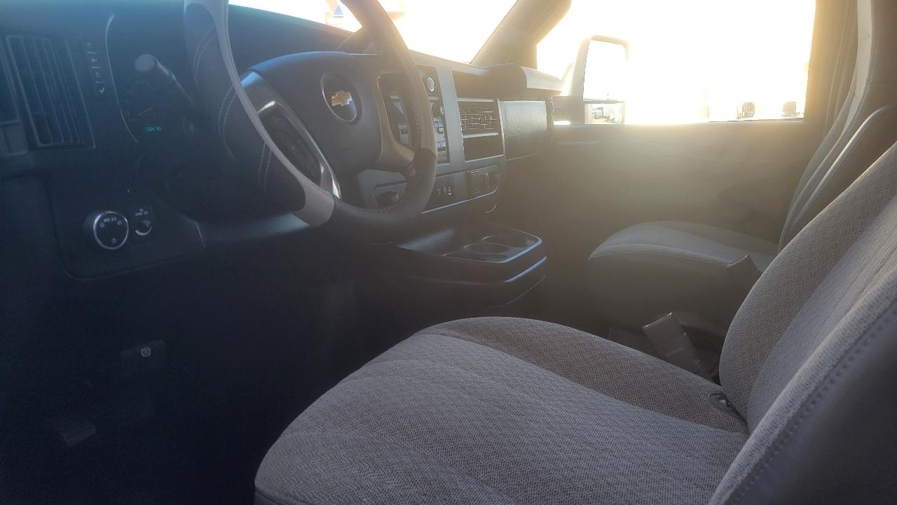 Chevrolet Express Commercial Cutaway 3500 Van 159" 2019