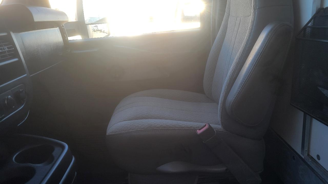 Chevrolet Express Commercial Cutaway 3500 Van 159" 2019