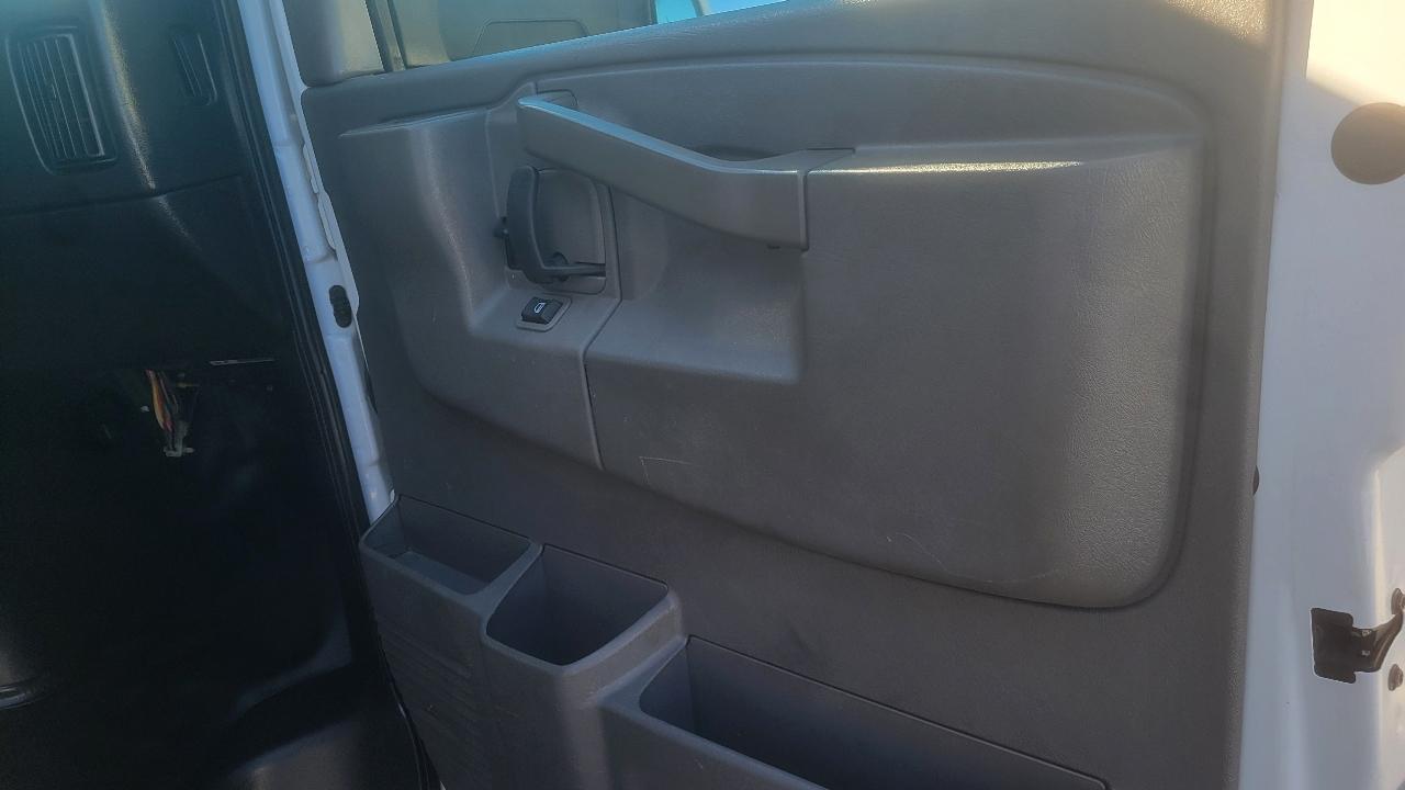 Chevrolet Express Commercial Cutaway 3500 Van 159" 2019
