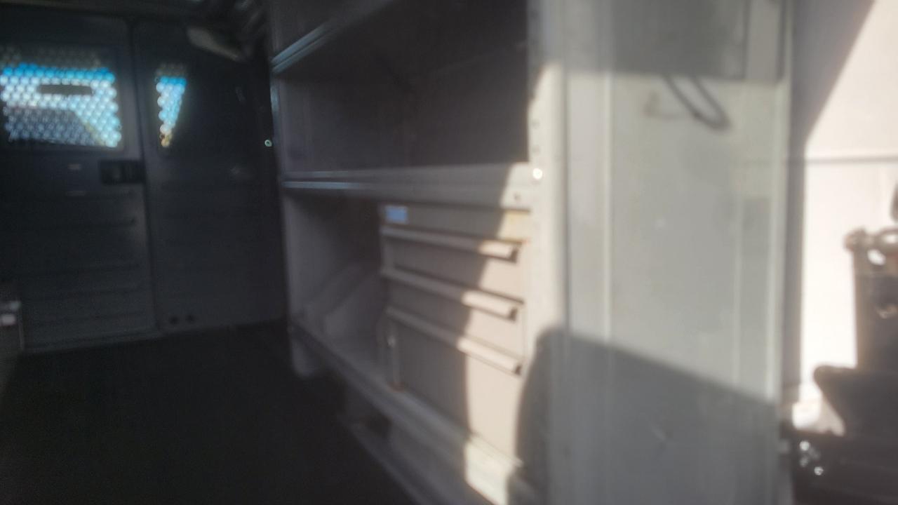 Chevrolet Express Cargo Van RWD 2500 135" 2018