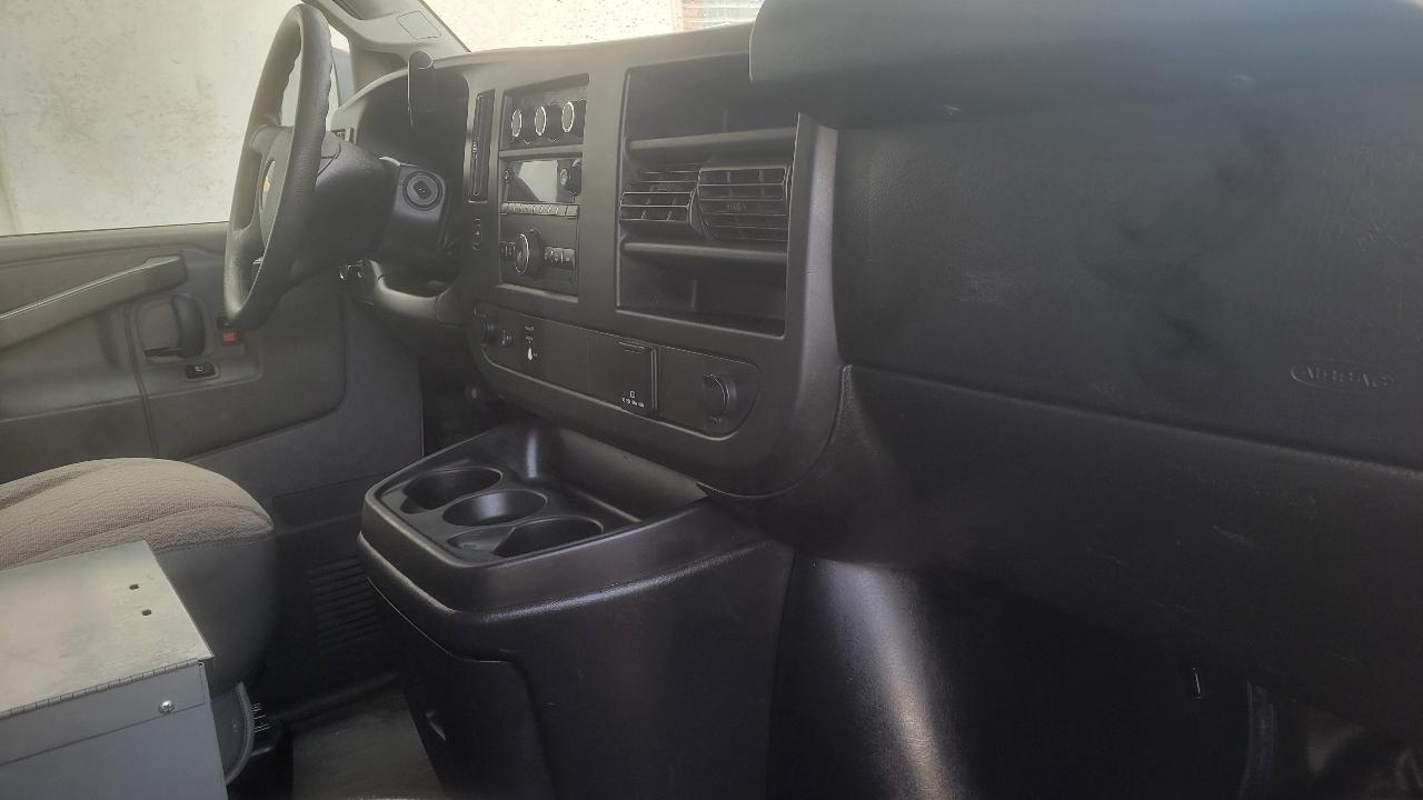 Chevrolet Express Cargo Van RWD 2500 135" 2018